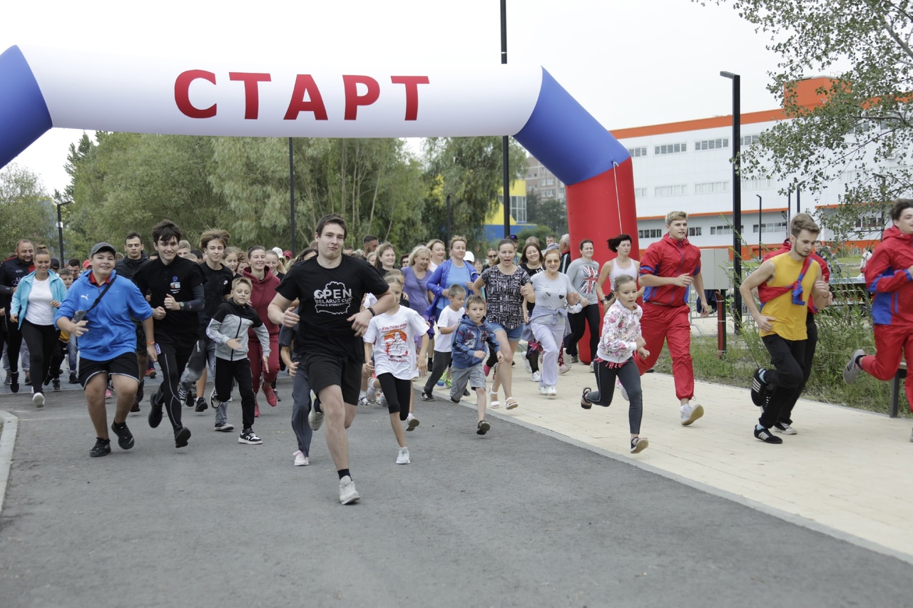  День физкультурника в парке &quot;Теплый берег&quot;.