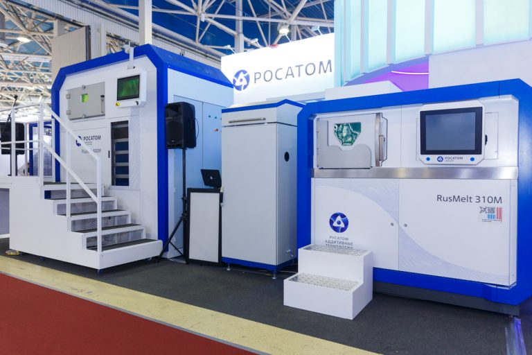 России представлен первый крупногабаритный 3D-принтер для печати металлом.