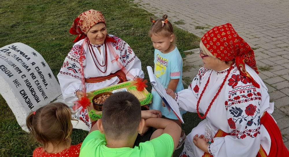 Ореховый Спас нам пищу припас.