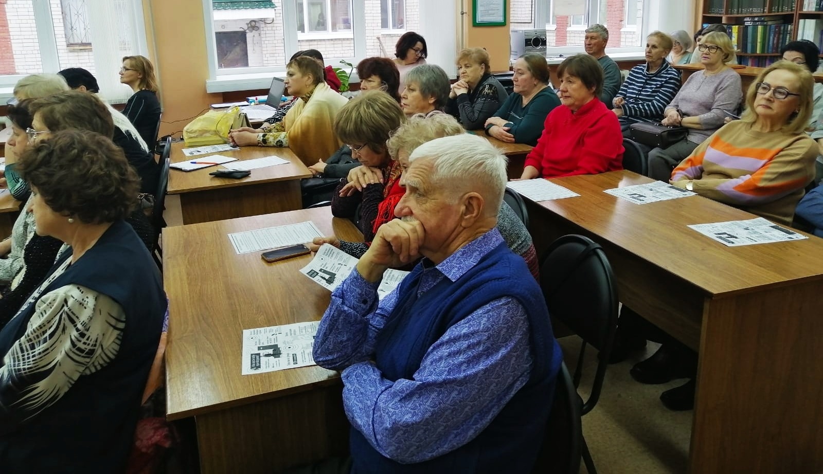 Литературная встреча для слушателей Университета народного просвещения.