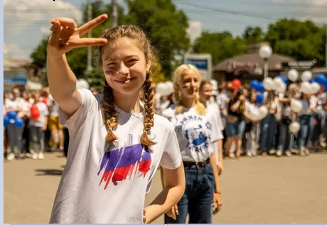 Нацпроект «Молодежь и дети» будет направлен на развитие талантов и воспитание. Нацпроект «Молодежь и дети» будет направлен на развитие талантов и воспитание.