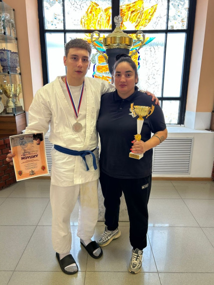Спортивная школа: 2 место - у курчатовского спортсмена. Спортивная школа: 2 место - у курчатовского спортсмена.