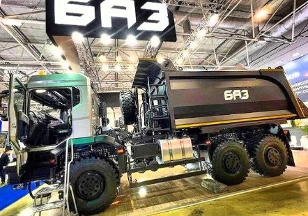 Новейшие российские грузовики БАЗ. Новейшие российские грузовики БАЗ.